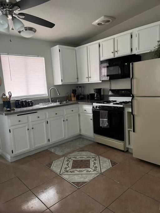 Vegas Fun Spot Apartment Las Vegas Ngoại thất bức ảnh